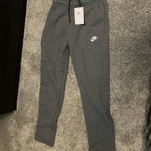 NWT Nike sweatpants, size S